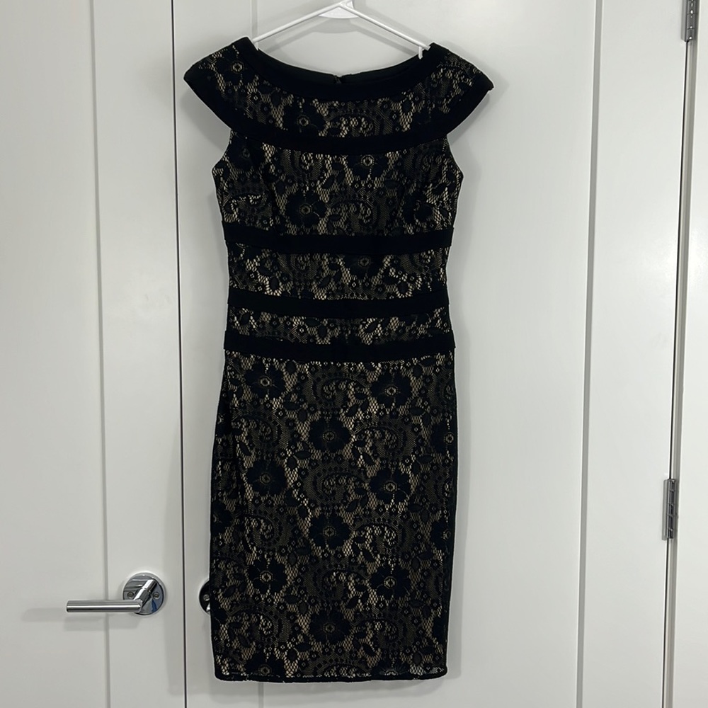Adrianna Papell Size 2 Beige Black Lace Overlay Cap Sleeve Bodycon Formal Dress - Picture 2 of 12
